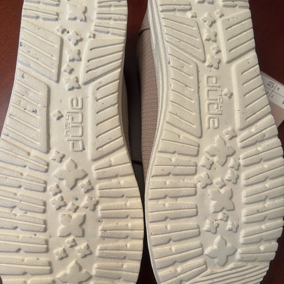 Hey Dude Wendy Eco Sox Tan Casual Shoes sz 7 - Picture 4 of 5